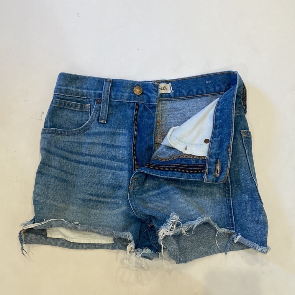 Madewell The Perfect Jean Short: Step-Hem Edition - Picture 11 of 15